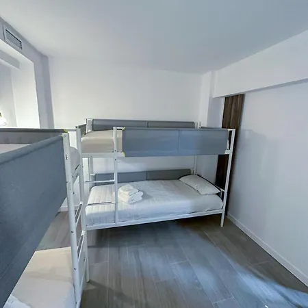 Zur Boutique * Fuengirola